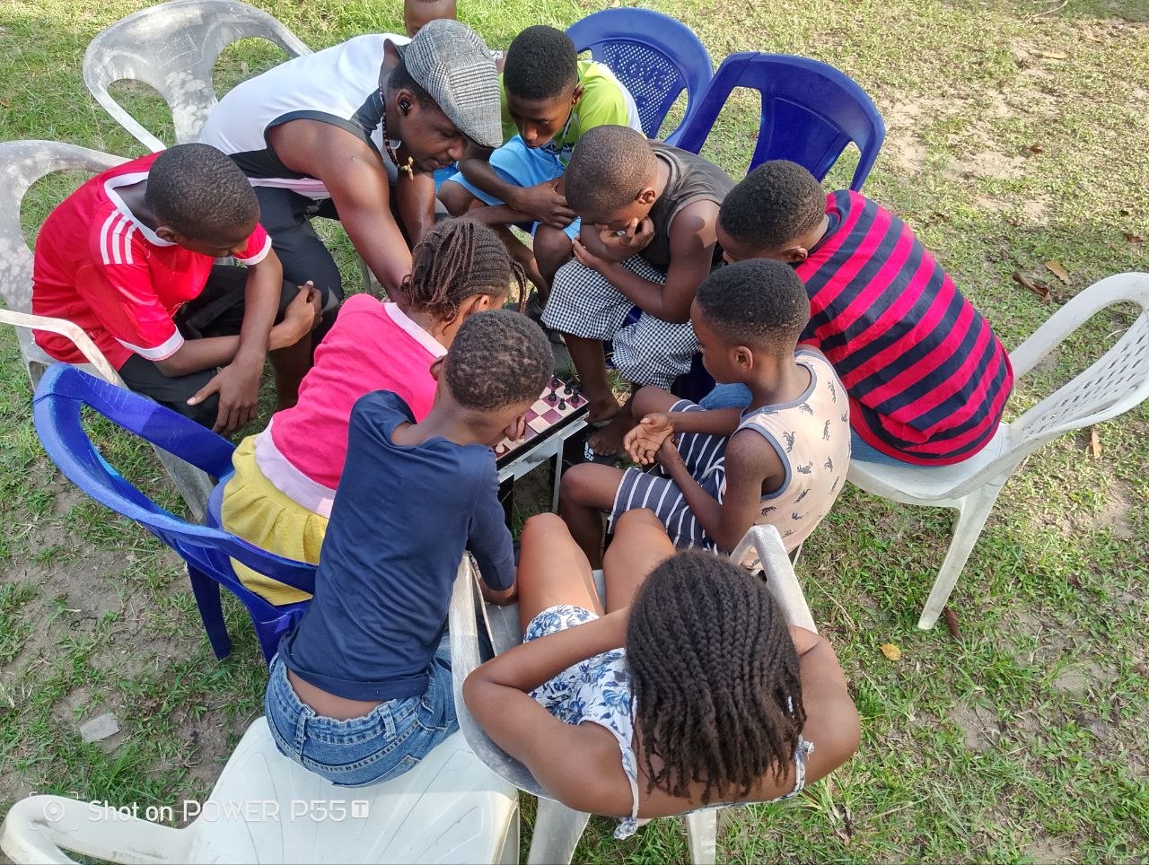 Kids learning chess at DriftMark Chess Club